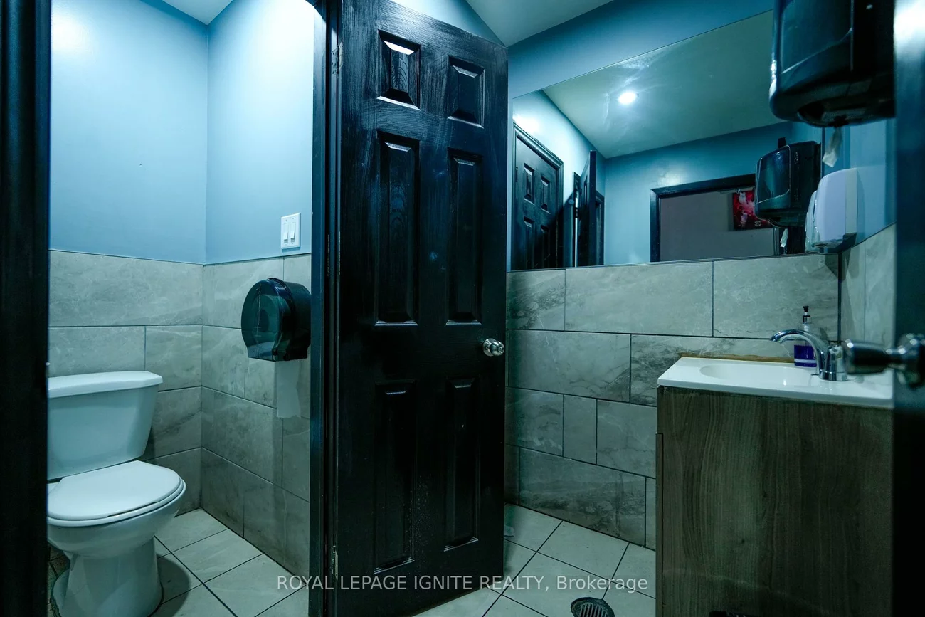 4190, Kingston, West Hill, Toronto