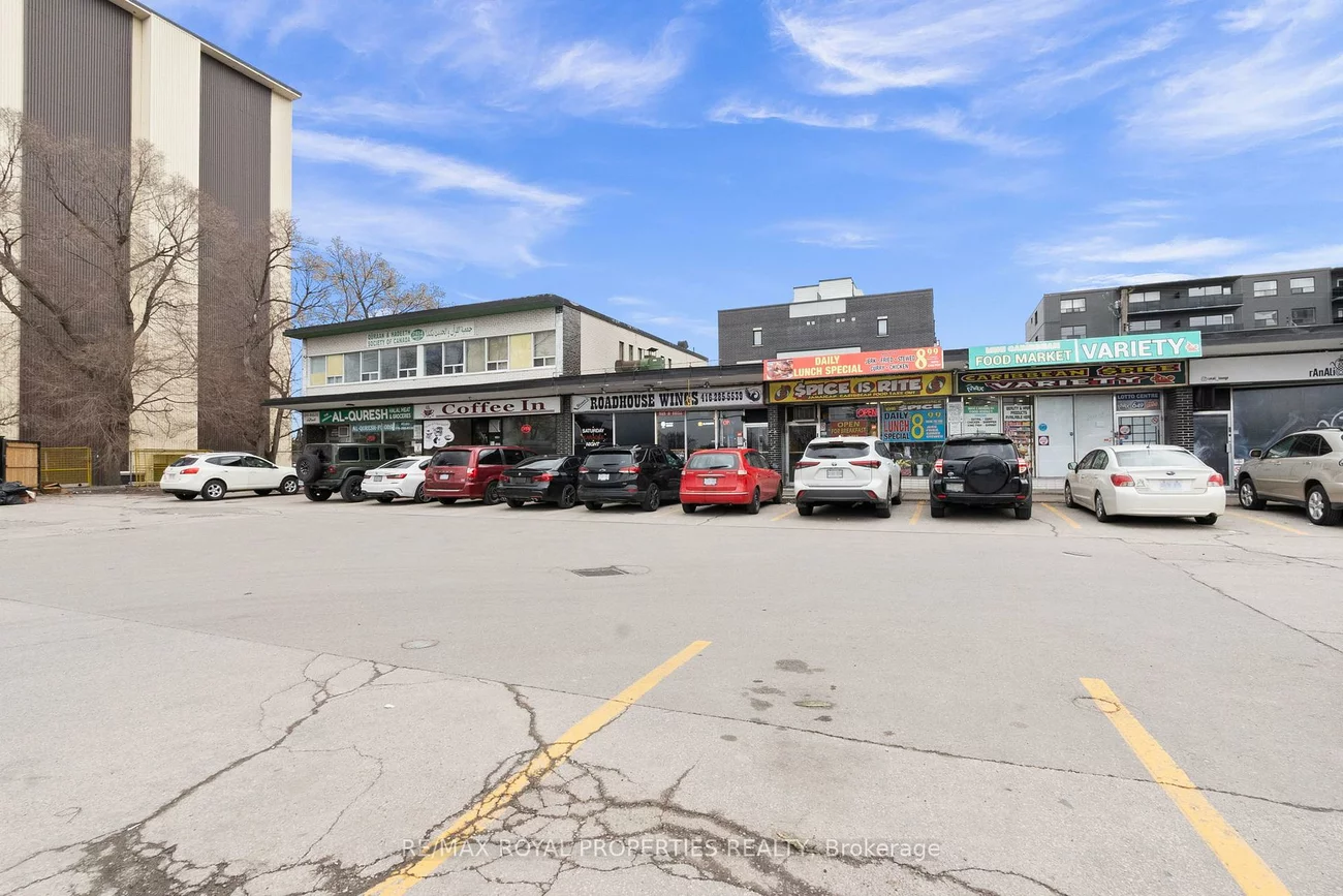 2183, Lawrence, Dorset Park, Toronto