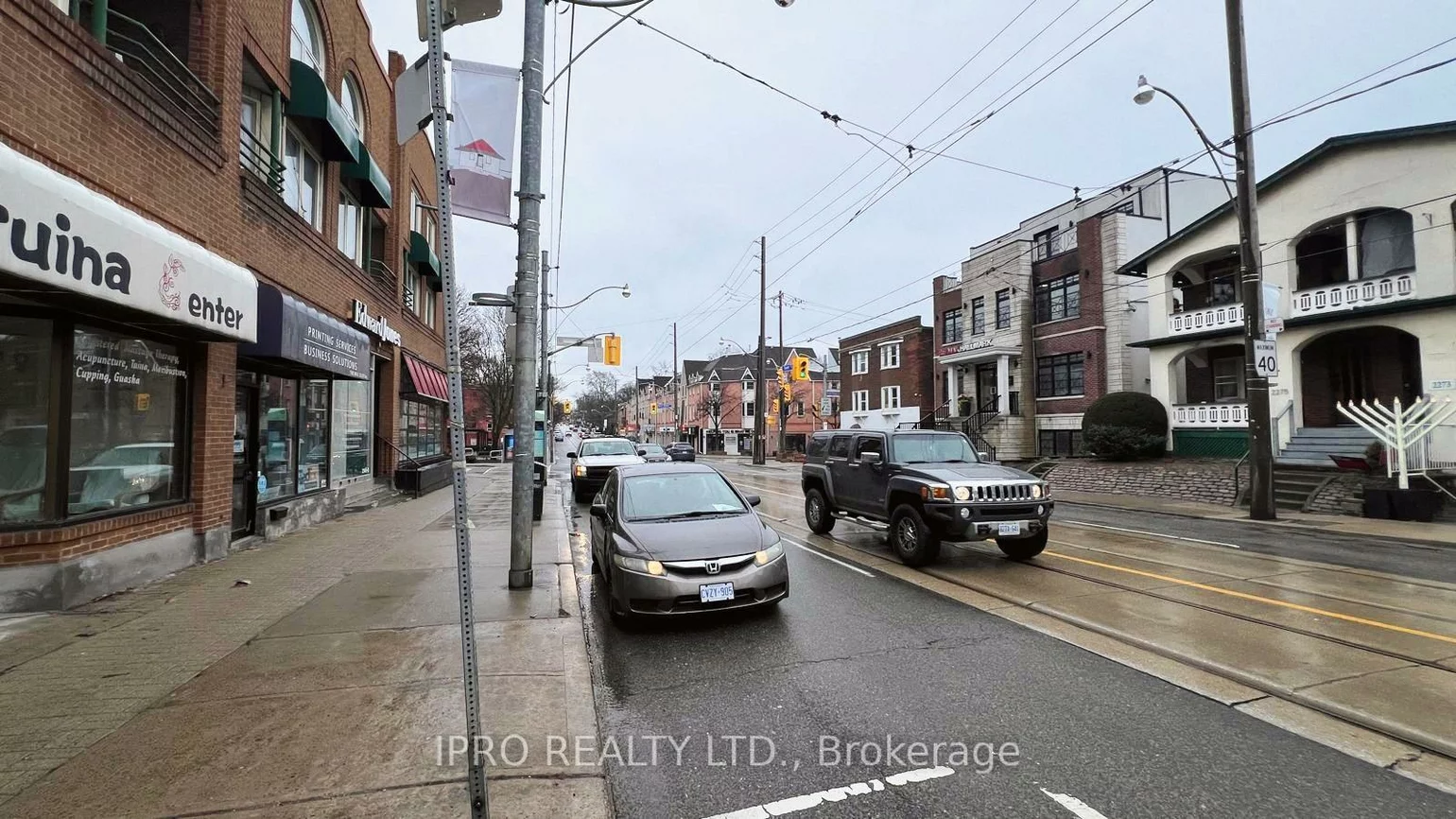 2144A, Queen, The Beaches, Toronto