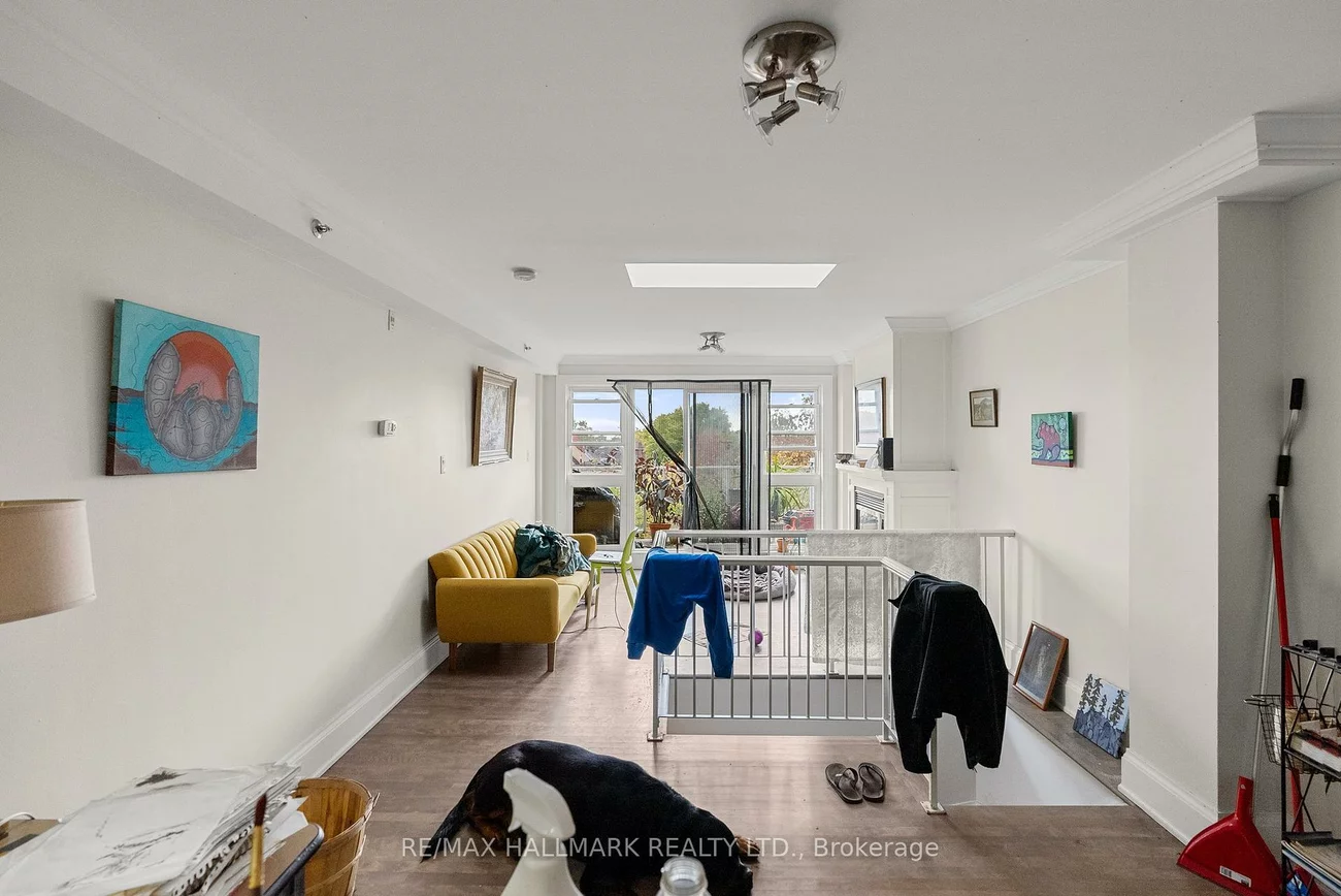 2151, Danforth, East End-Danforth, Toronto