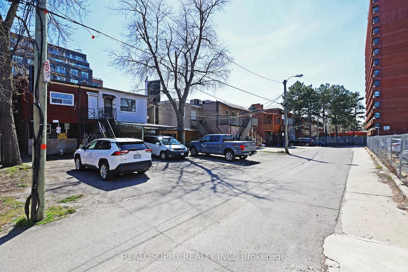 1170, Danforth, Danforth, Toronto