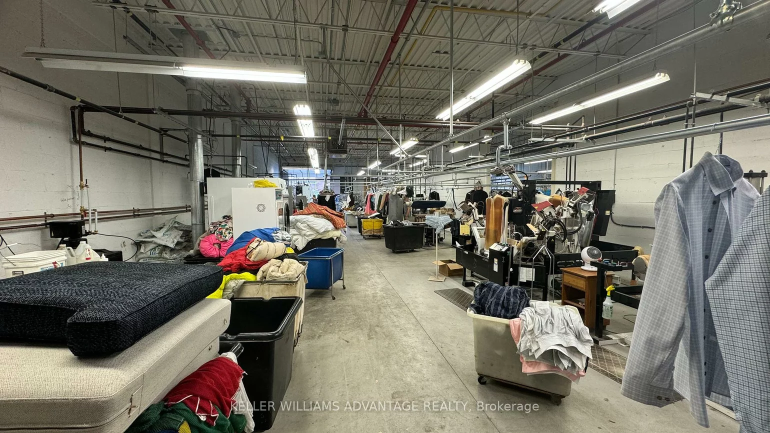 1680, Midland, Dorset Park, Toronto