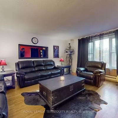 29, Love, East End-Danforth, Toronto