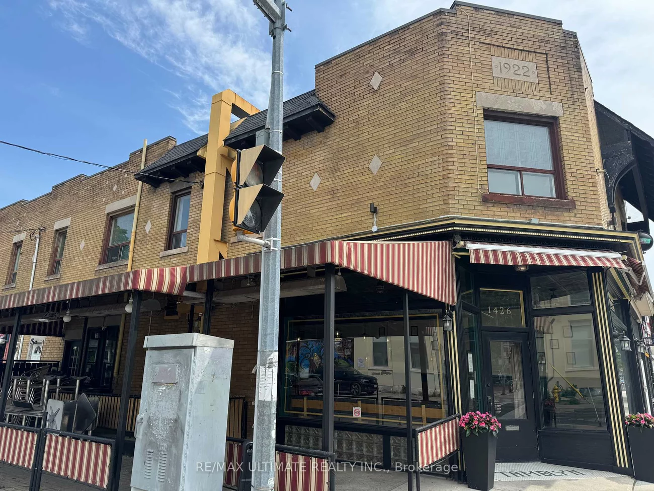 1426, Danforth, Danforth, Toronto