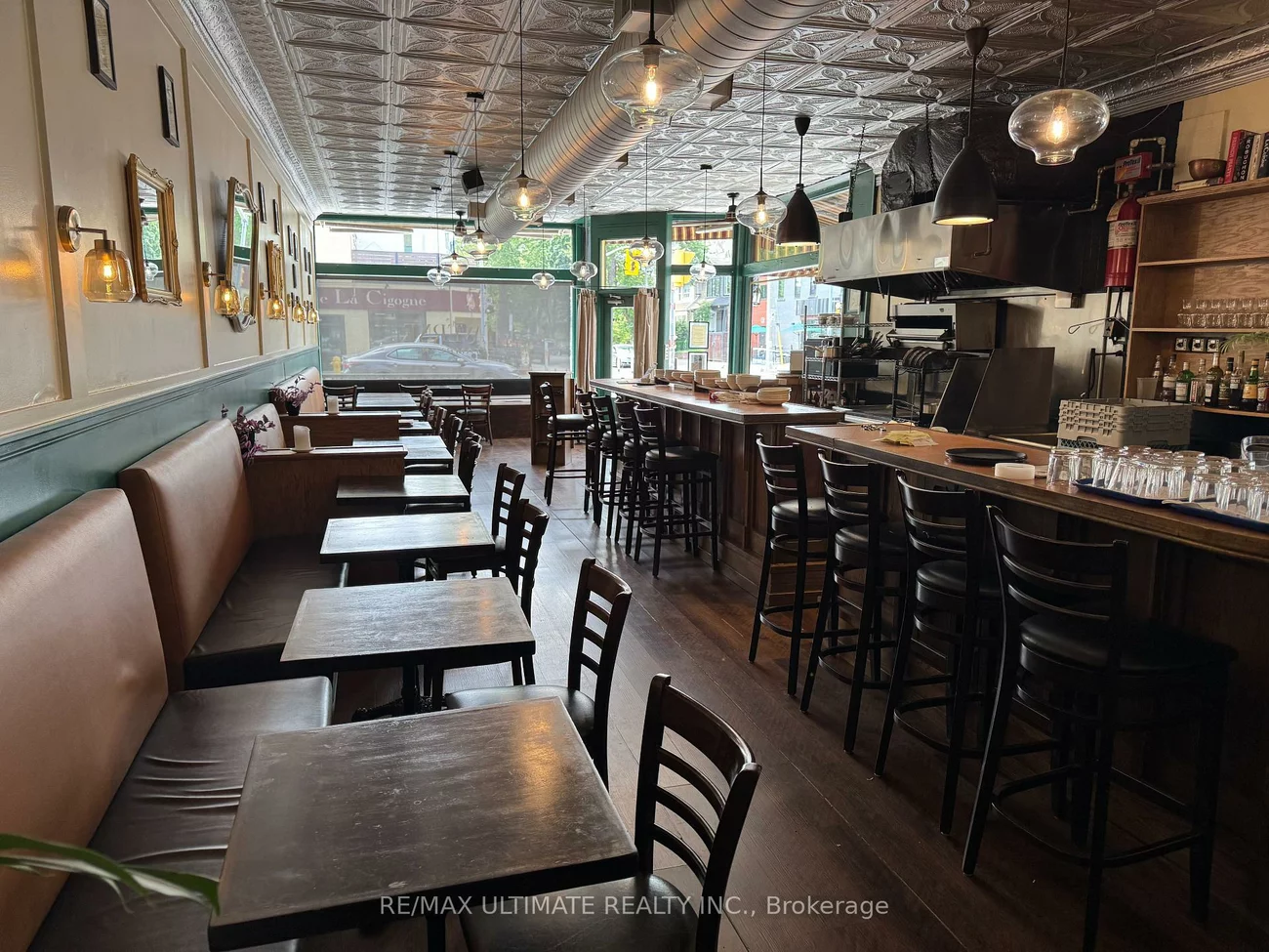 1426, Danforth, Danforth, Toronto