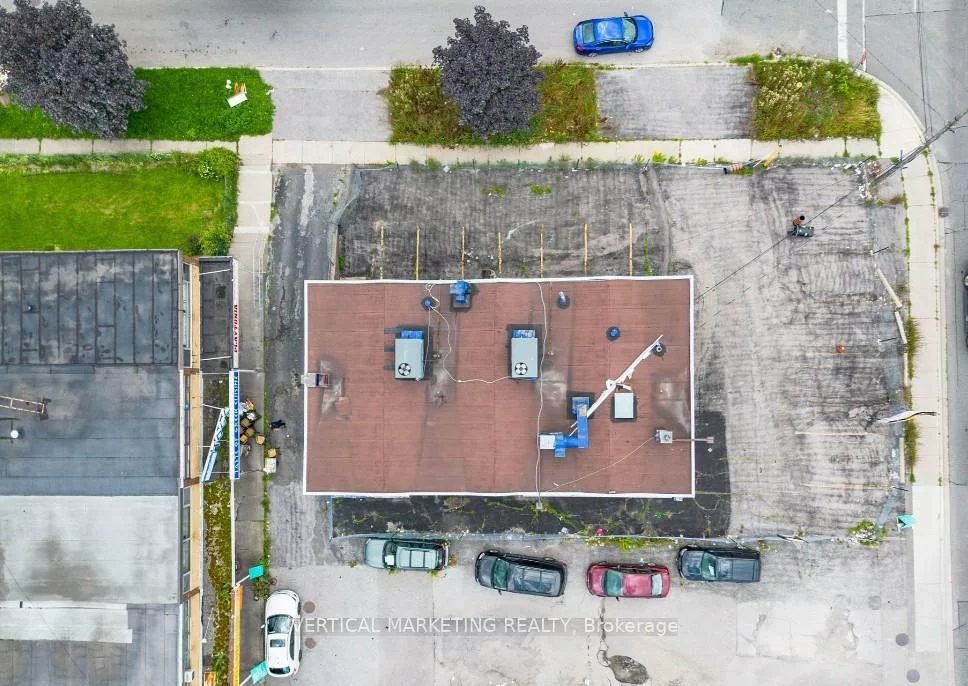 3537, St Clair, Clairlea-Birchmount, Toronto