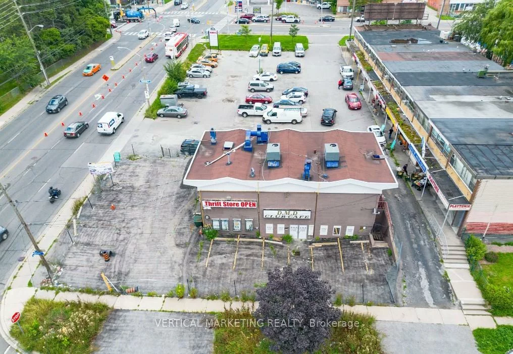 3537, St Clair, Clairlea-Birchmount, Toronto