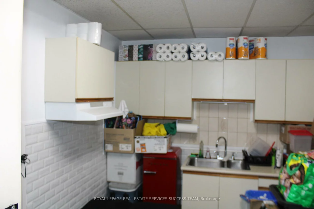 404, Woodfield, Greenwood-Coxwell, Toronto