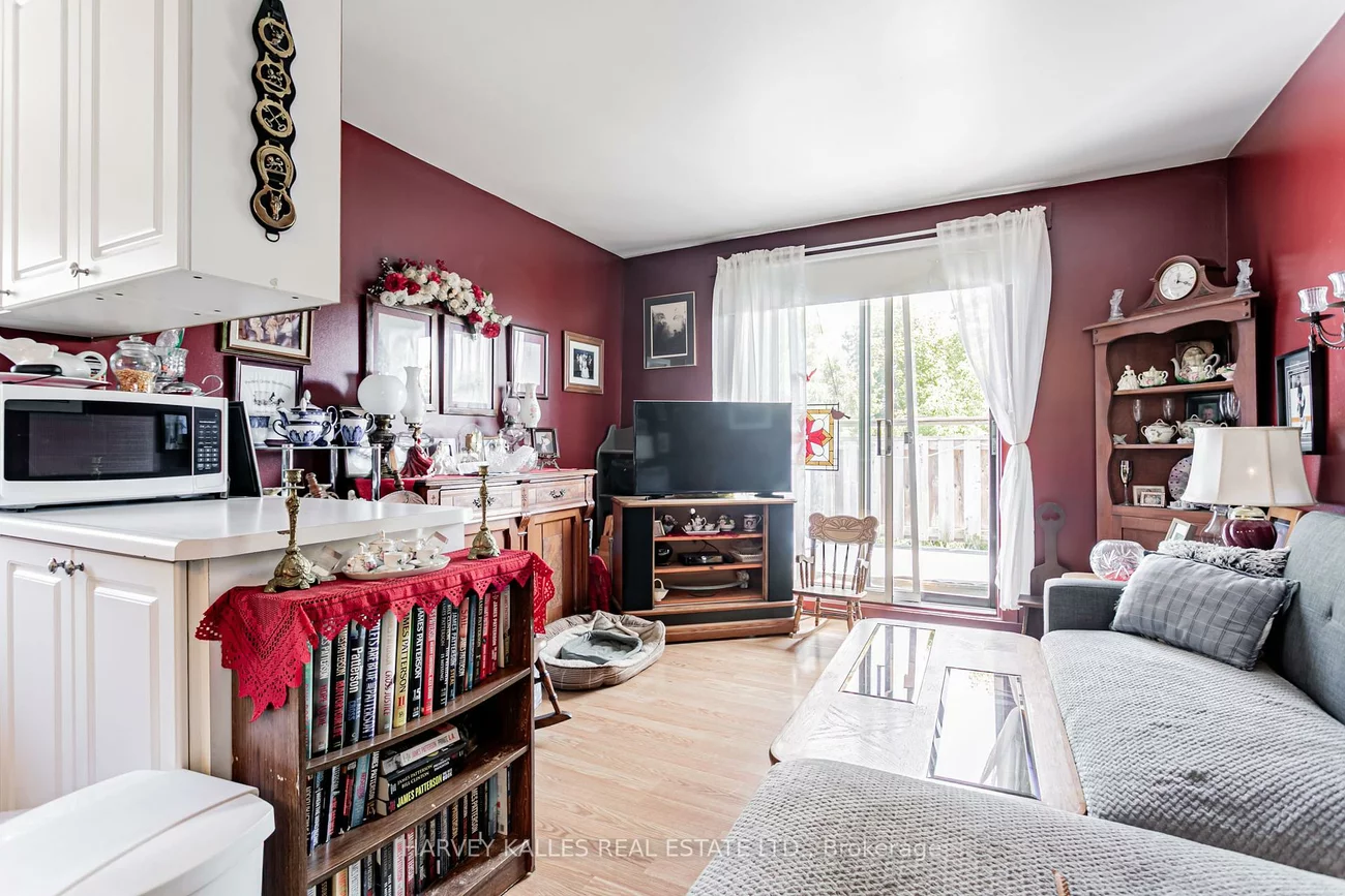 343, Greenwood, Greenwood-Coxwell, Toronto