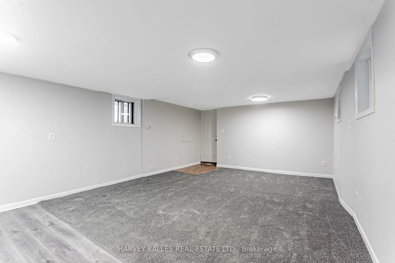 343, Greenwood, Greenwood-Coxwell, Toronto