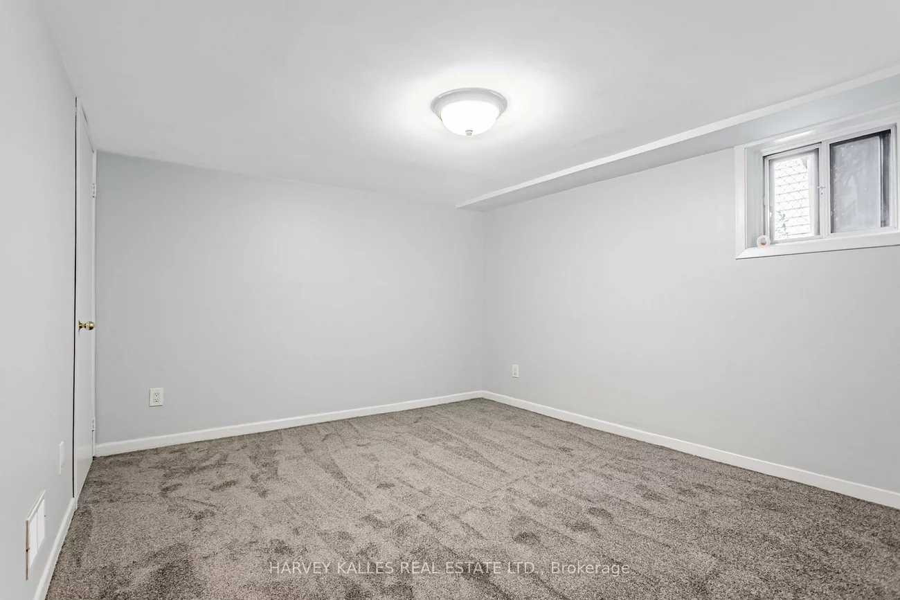 343, Greenwood, Greenwood-Coxwell, Toronto