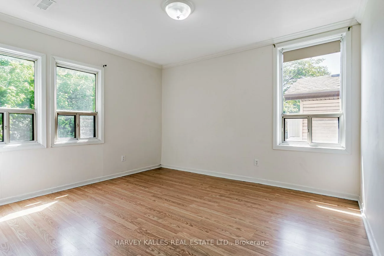 343, Greenwood, Greenwood-Coxwell, Toronto