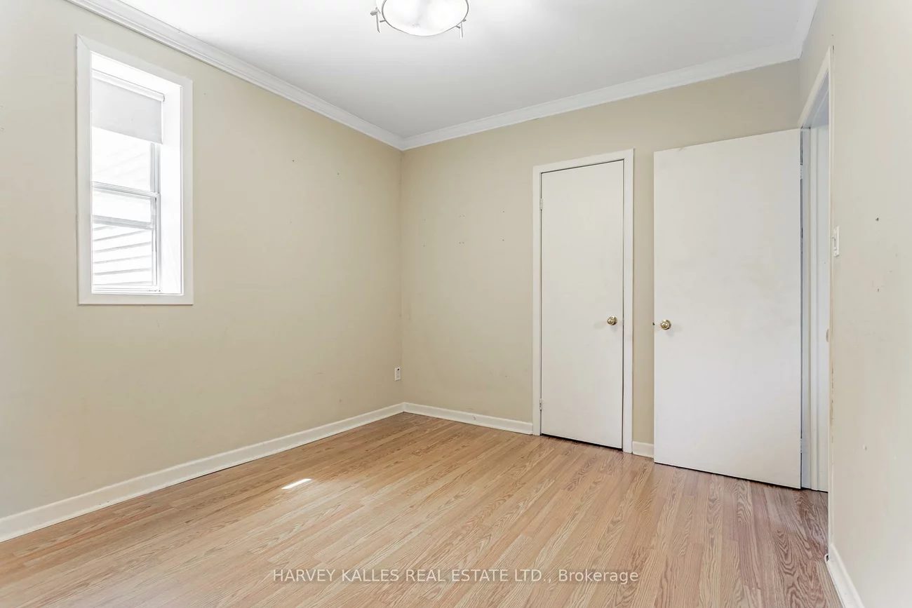 343, Greenwood, Greenwood-Coxwell, Toronto