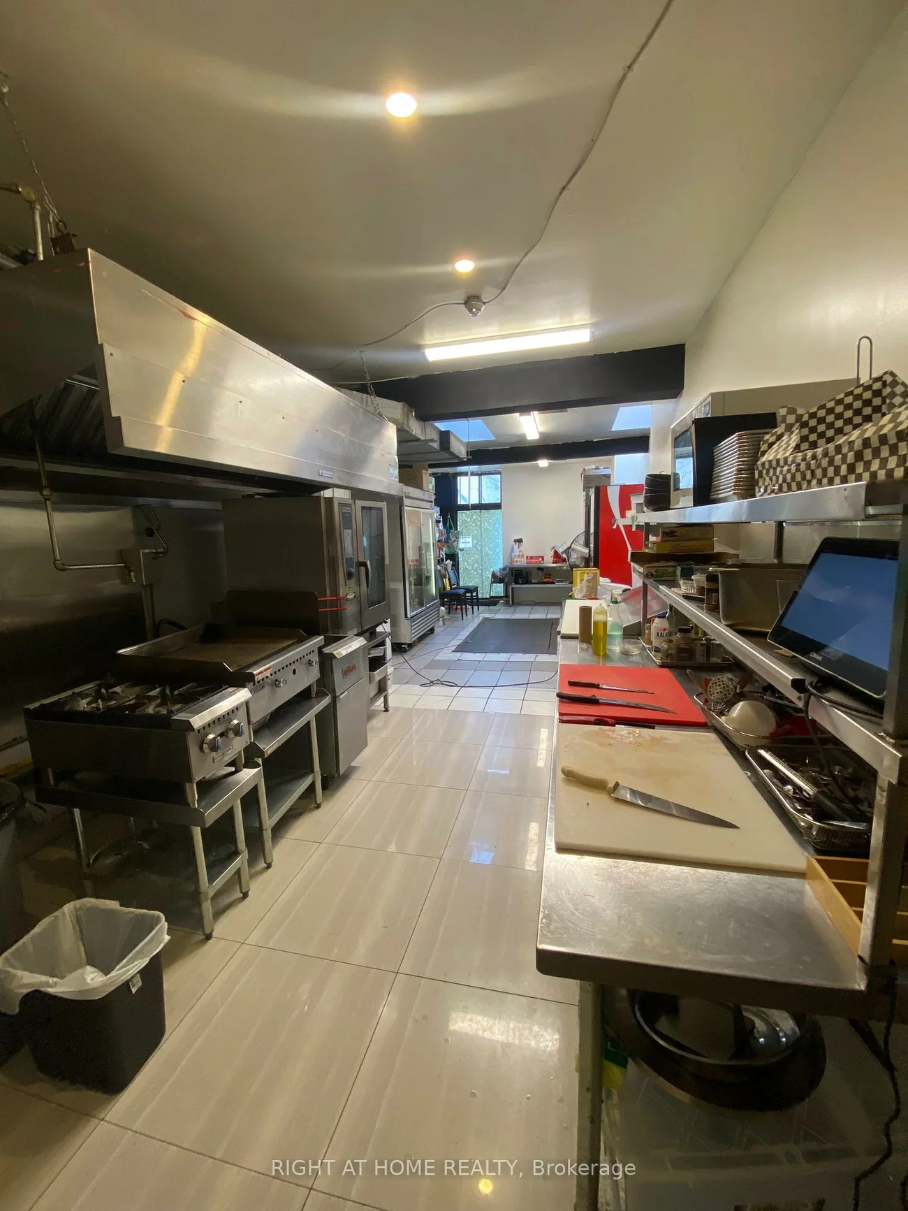 679, Danforth, Blake-Jones, Toronto