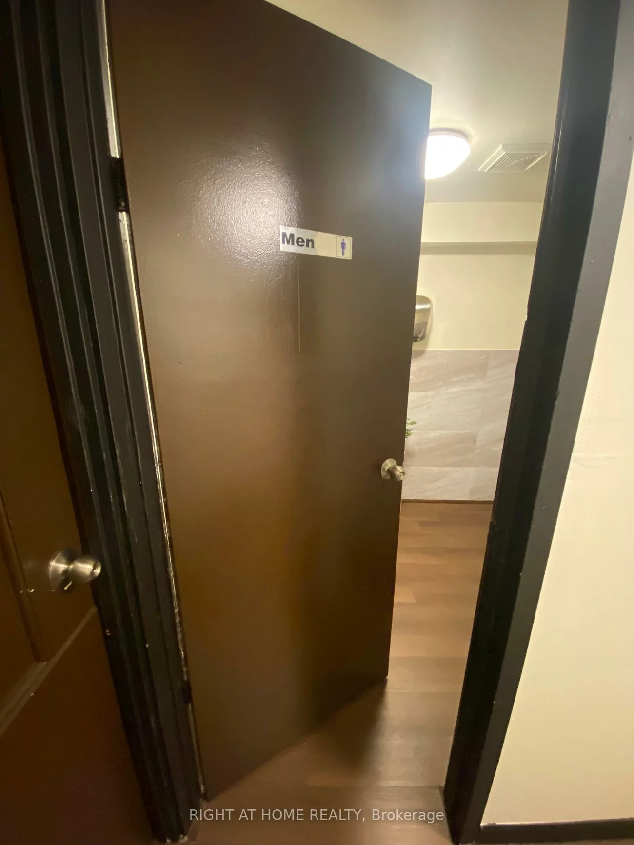 679, Danforth, Blake-Jones, Toronto