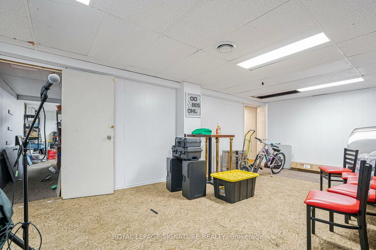 978, Pape, Broadview North, Toronto