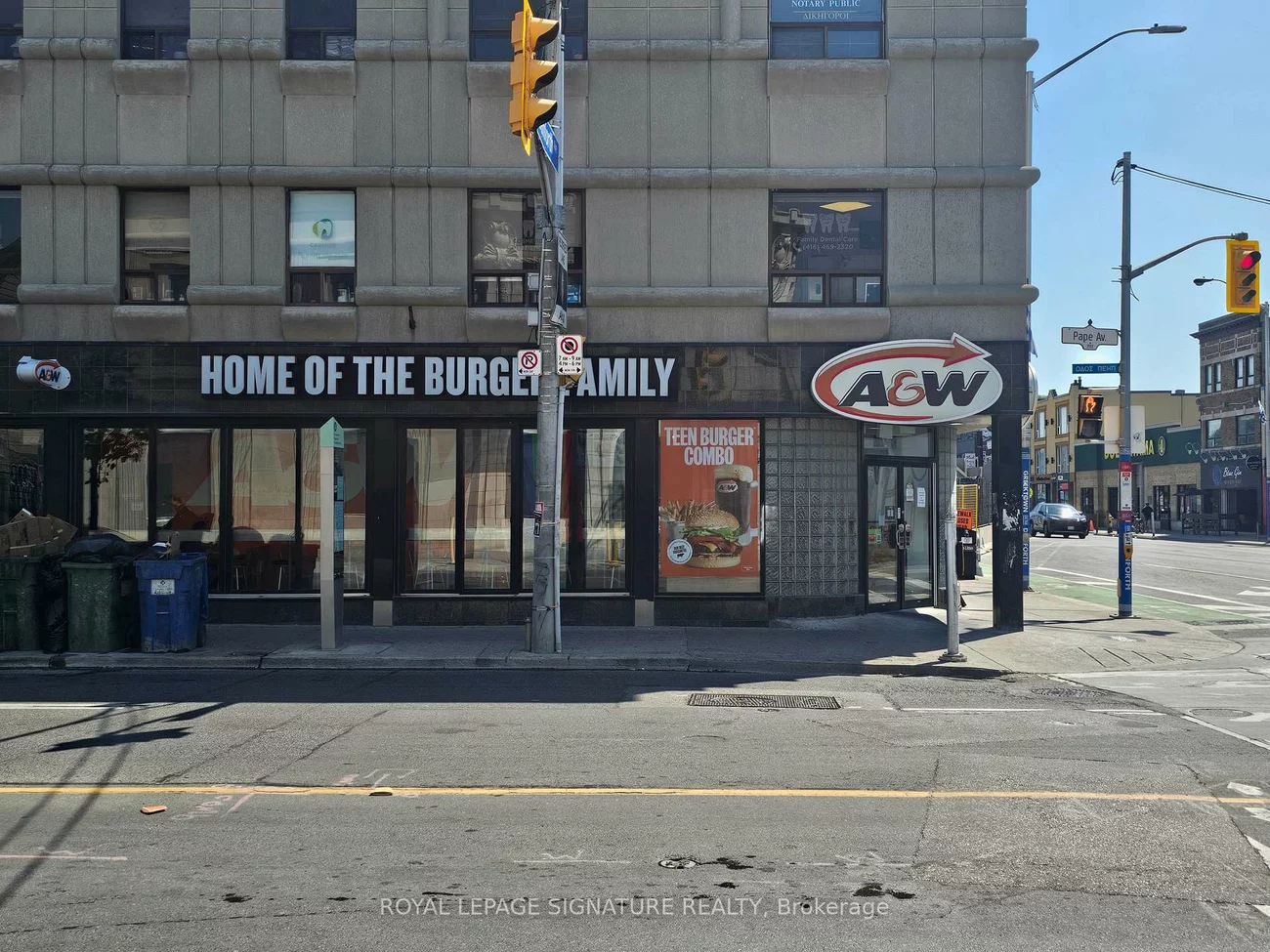 654, Danforth, Danforth, Toronto
