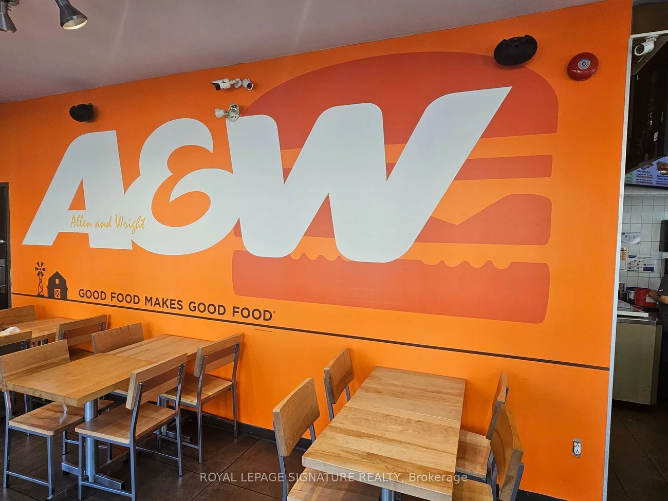 654, Danforth, Danforth, Toronto