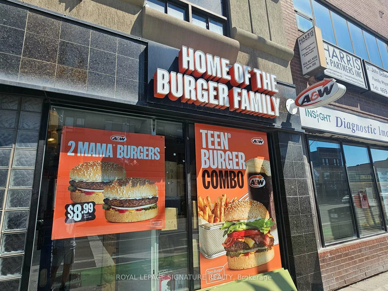 654, Danforth, Danforth, Toronto