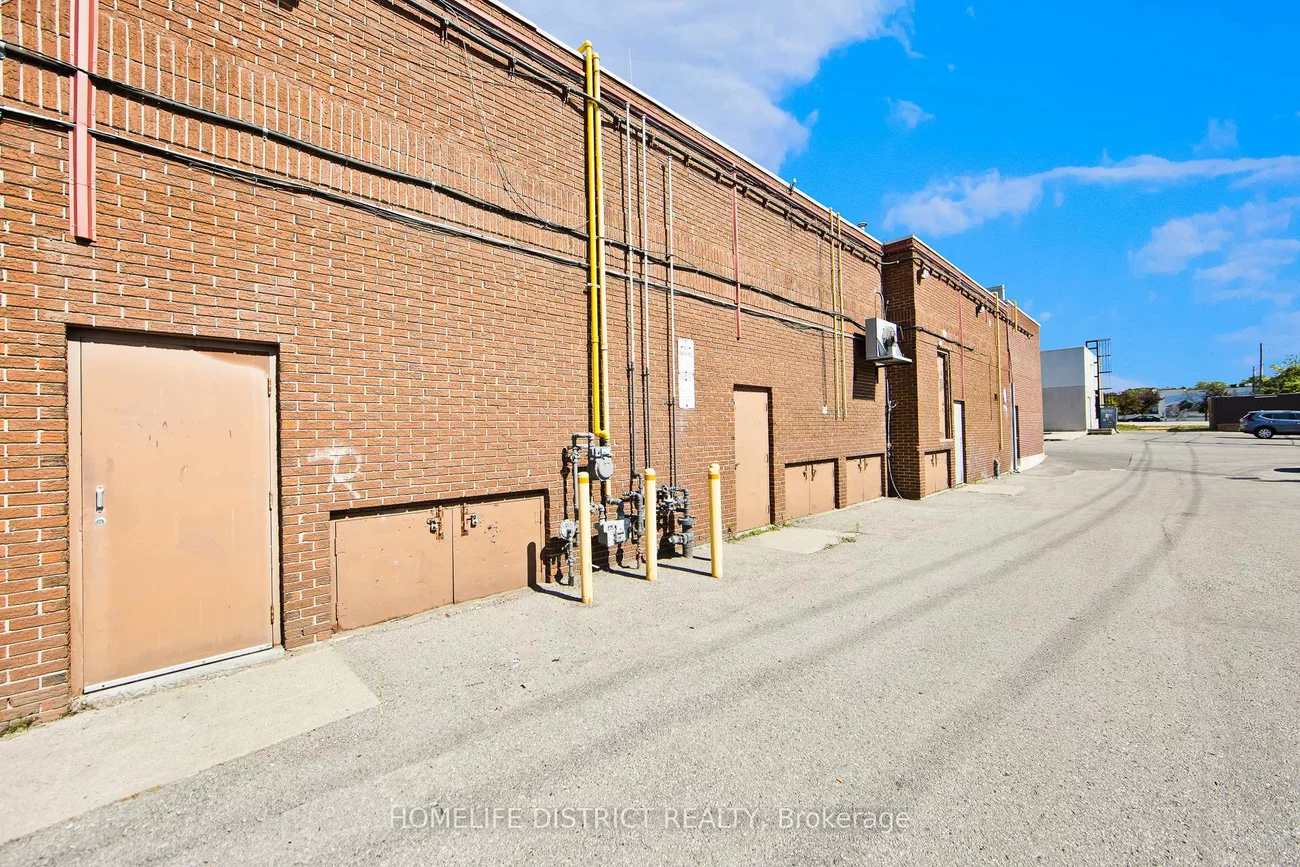 2367, Kingston, Birchcliffe-Cliffside, Toronto