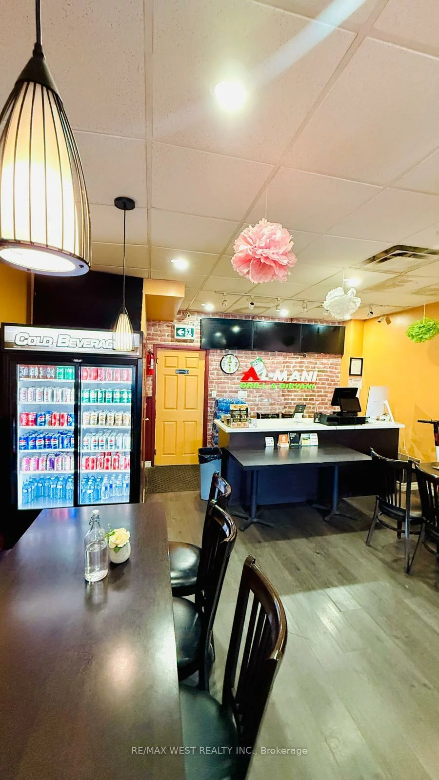 2658, Danforth, East End-Danforth, Toronto
