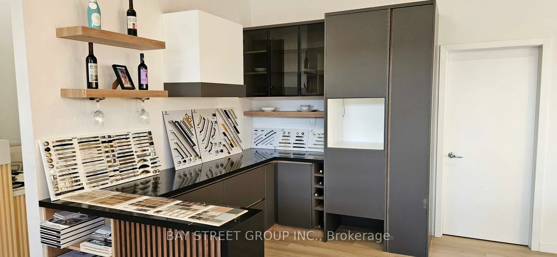 1970, Ellesmere, Woburn, Toronto