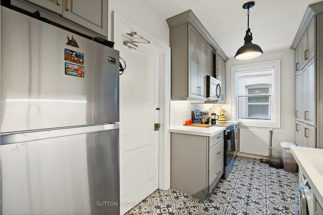 49 & 51, Wineva, The Beaches, Toronto