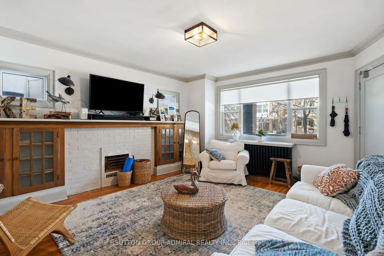 49 & 51, Wineva, The Beaches, Toronto
