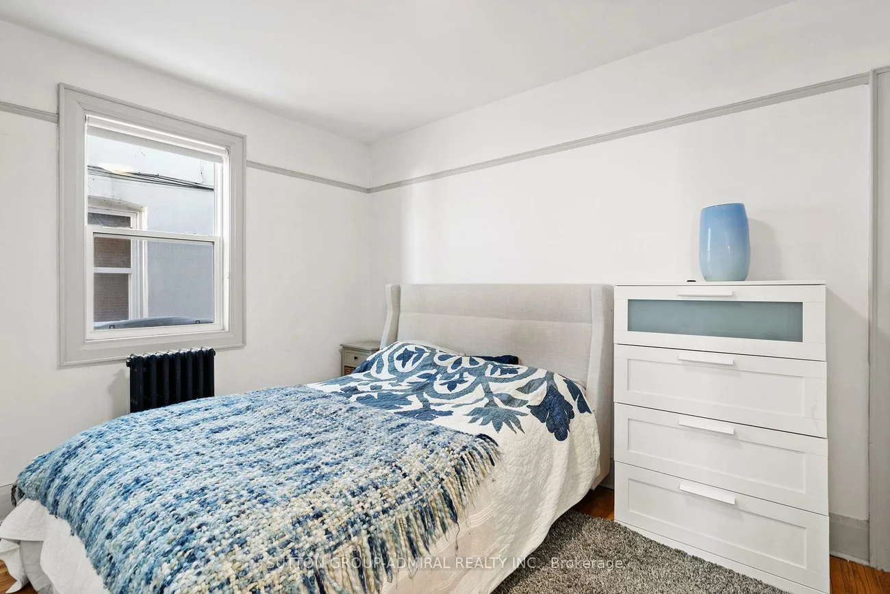 49 & 51, Wineva, The Beaches, Toronto