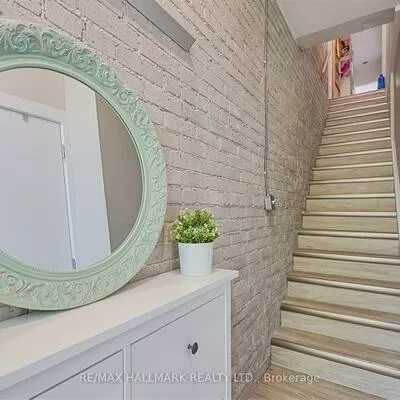 1926, Gerrard, Woodbine Corridor, Toronto
