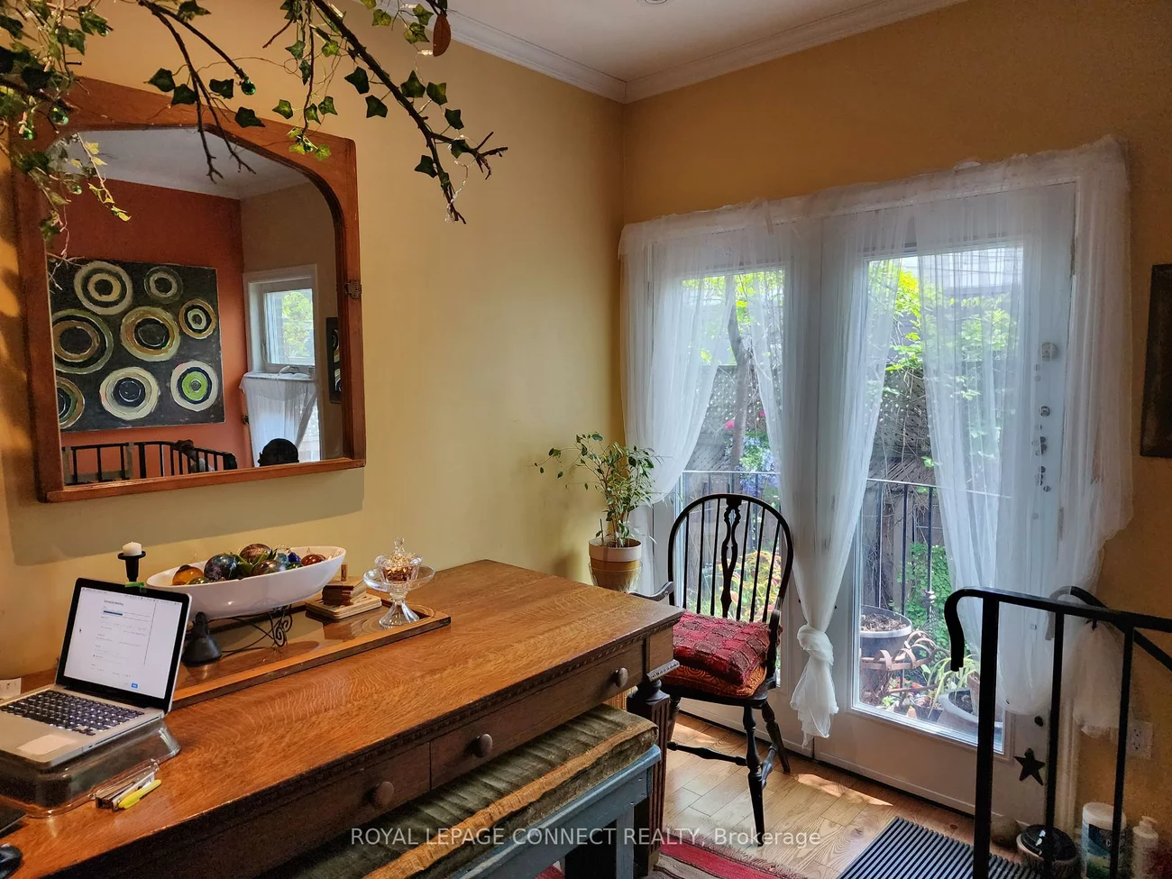 1107, Queen, South Riverdale, Toronto