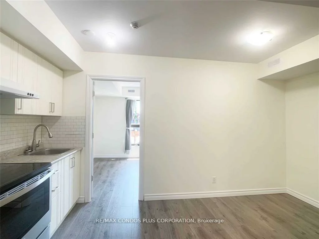 721, Danforth, Blake-Jones, Toronto