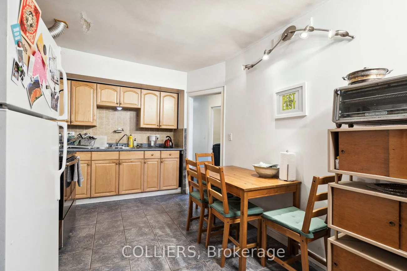 1160, Queen, South Riverdale, Toronto