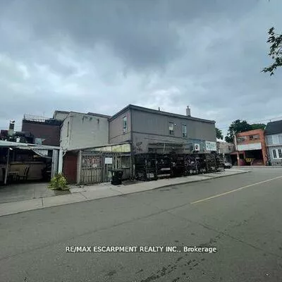 673, Gerrard, South Riverdale, Toronto