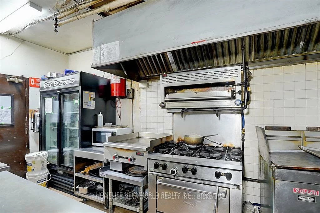 962, Kingston, East End-Danforth, Toronto