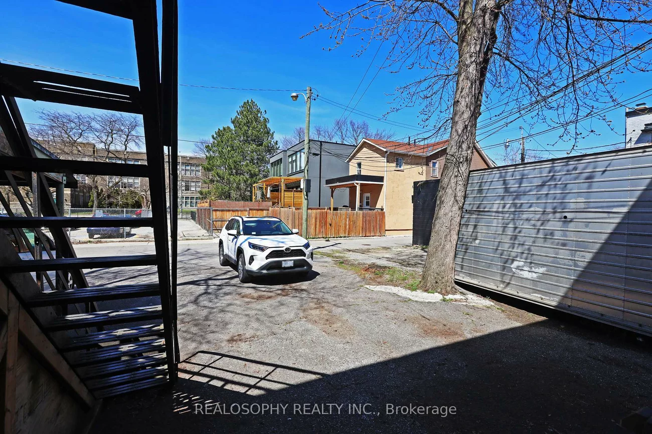 1170, Danforth, Danforth, Toronto