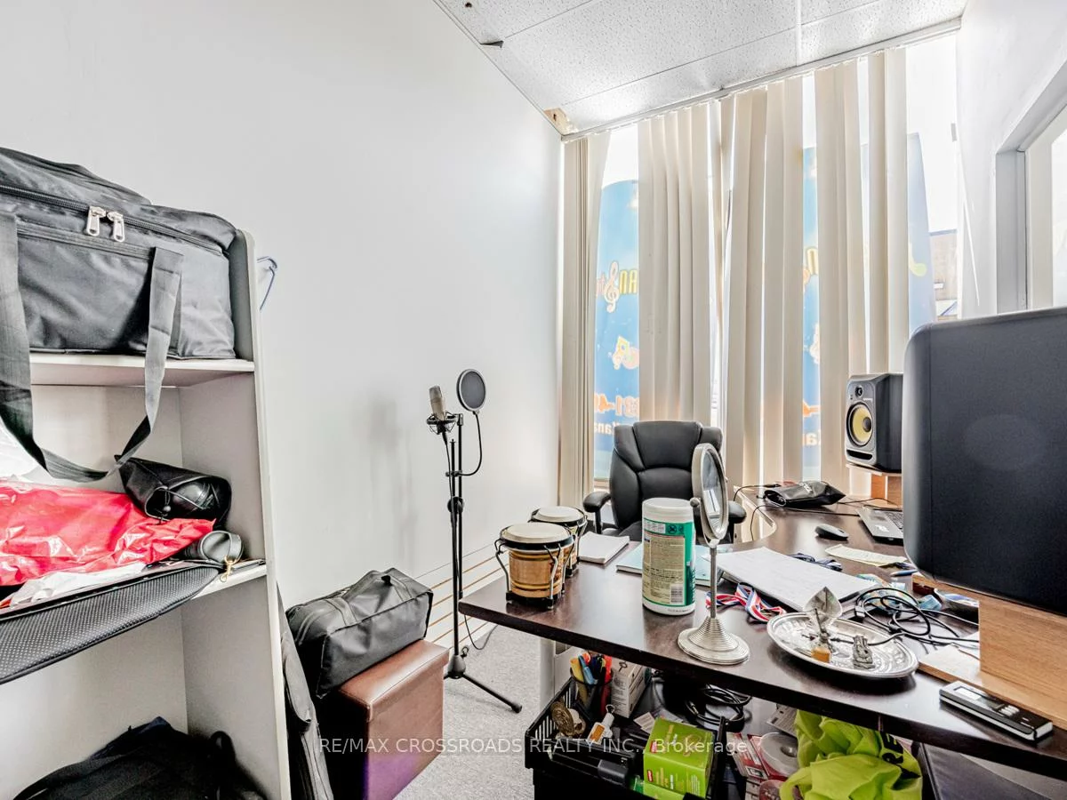 80, Nashdene, Milliken, Toronto