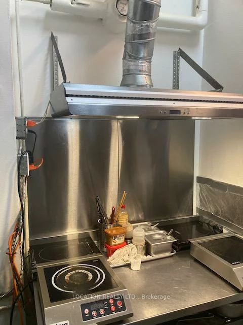 26, Lee Centre, Woburn, Toronto