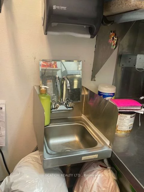 26, Lee Centre, Woburn, Toronto