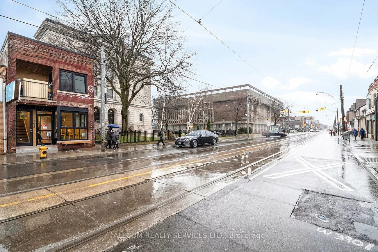 713, Gerrard, South Riverdale, Toronto