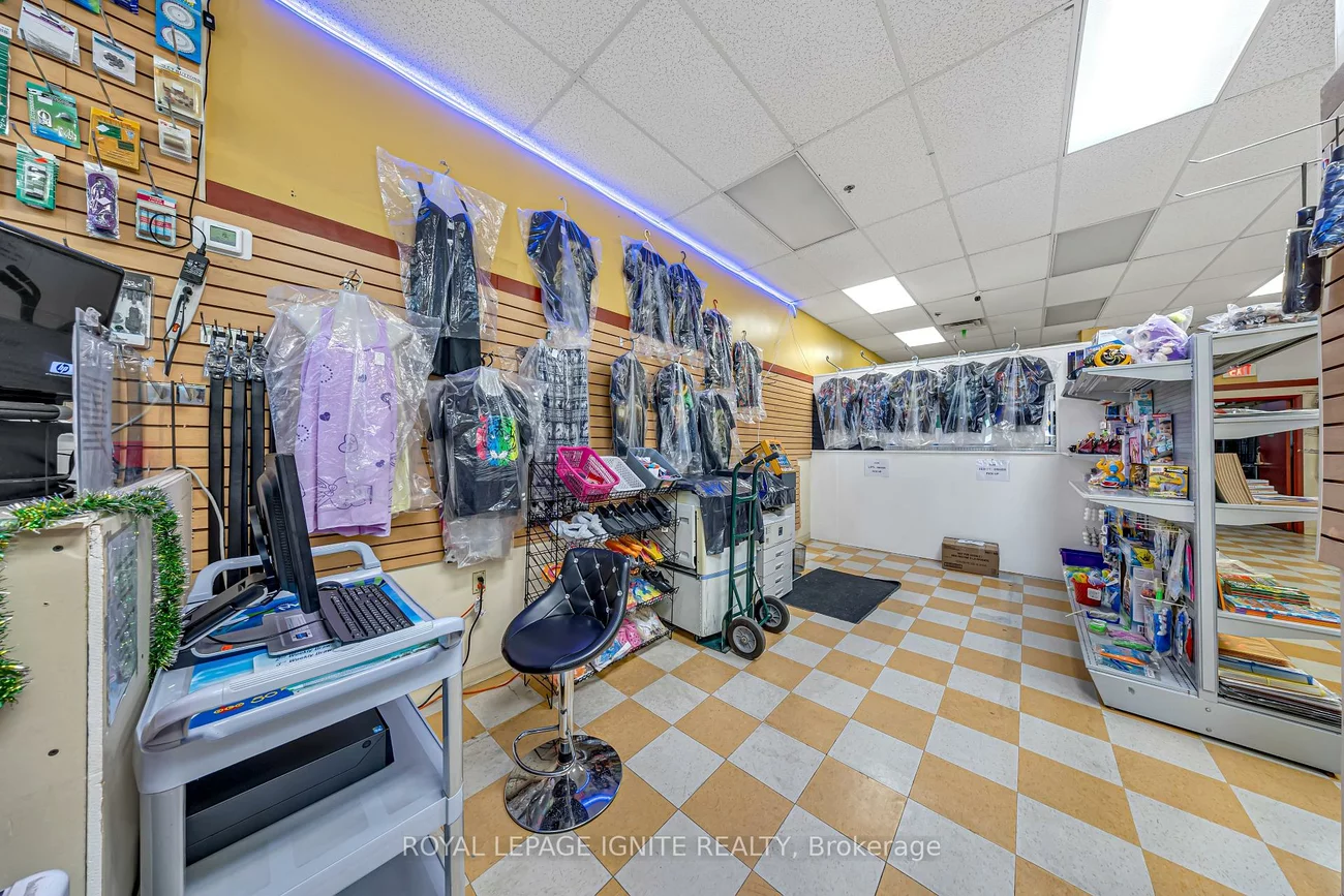 2650, Lawrence, Bendale, Toronto