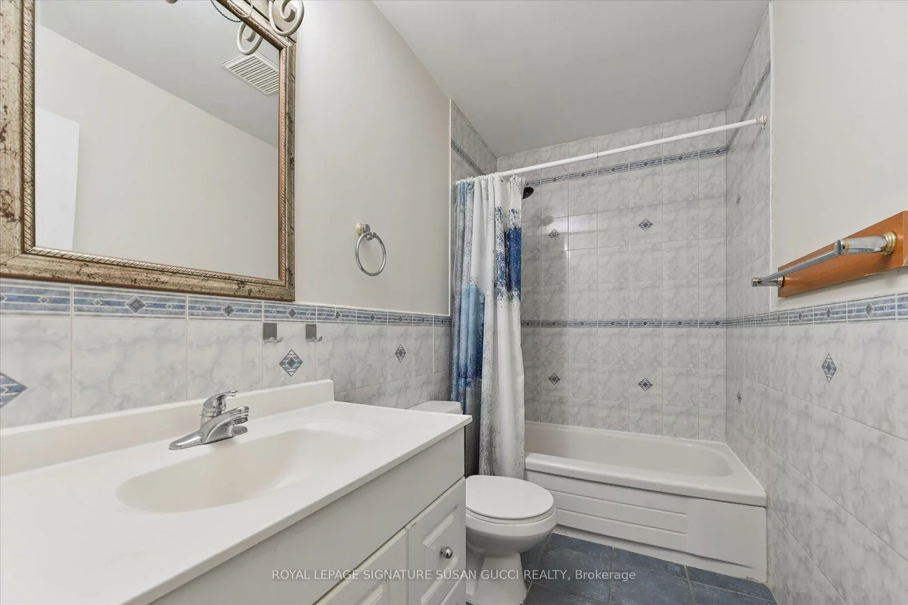 454, Donlands, East York, Toronto