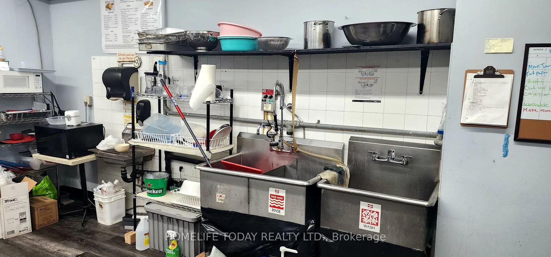 2480, Kingston, Birchcliffe-Cliffside, Toronto