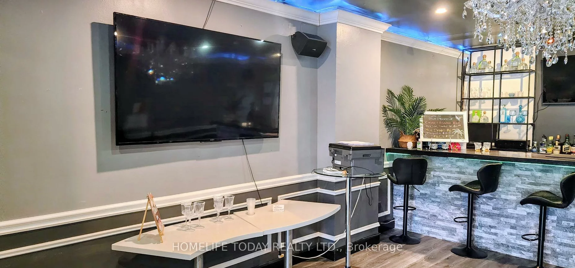 2480, Kingston, Birchcliffe-Cliffside, Toronto