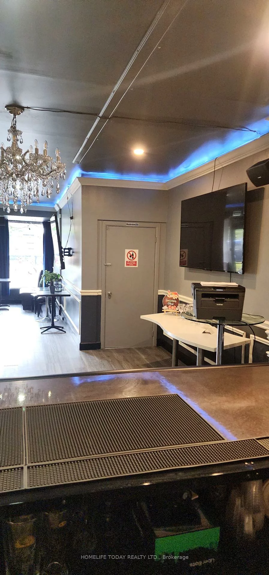 2480, Kingston, Birchcliffe-Cliffside, Toronto