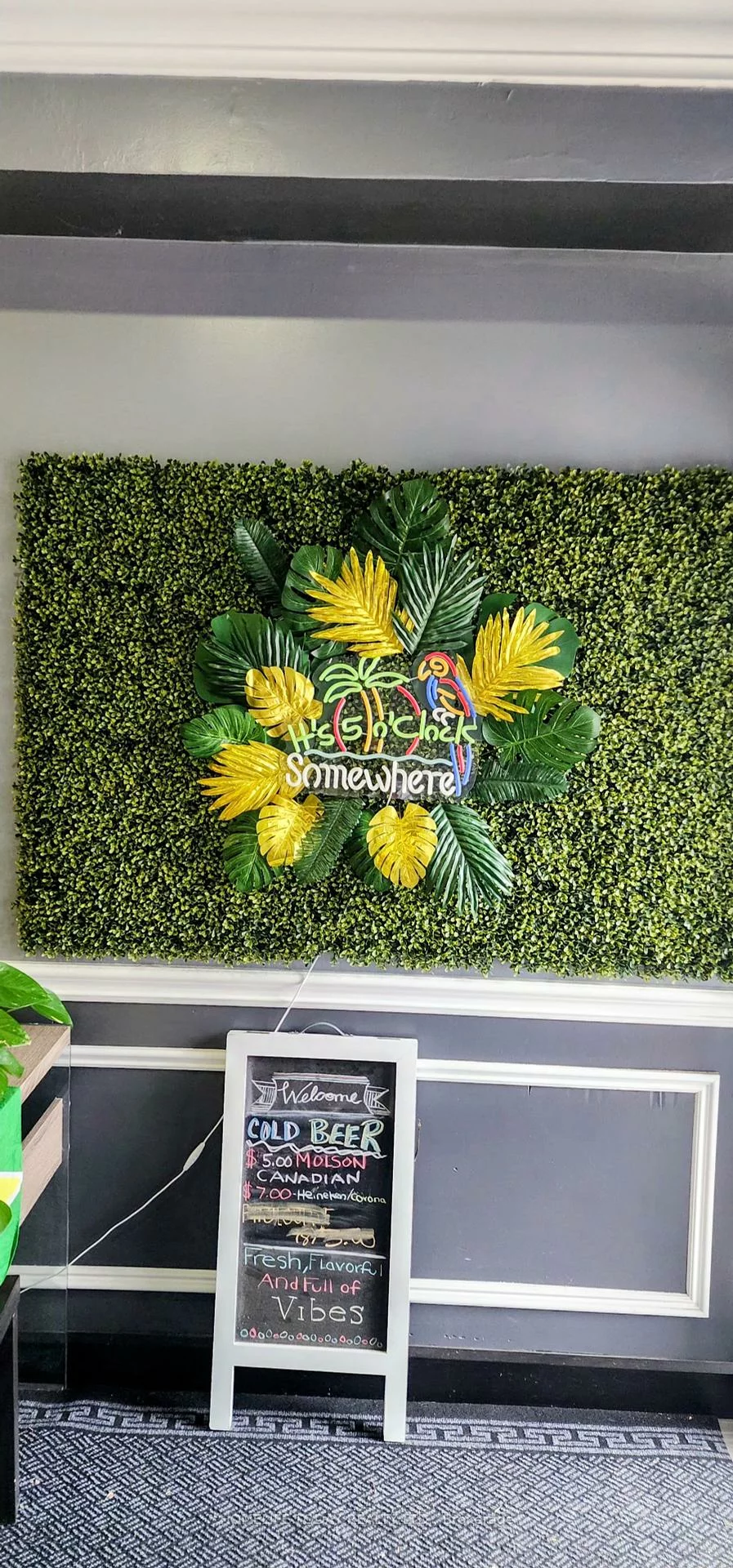 2480, Kingston, Birchcliffe-Cliffside, Toronto