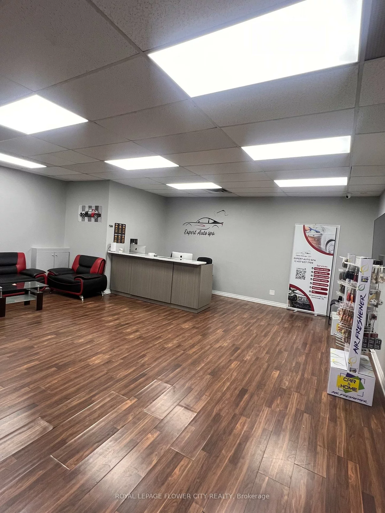 180, NANTUCKET, Dorset Park, Toronto