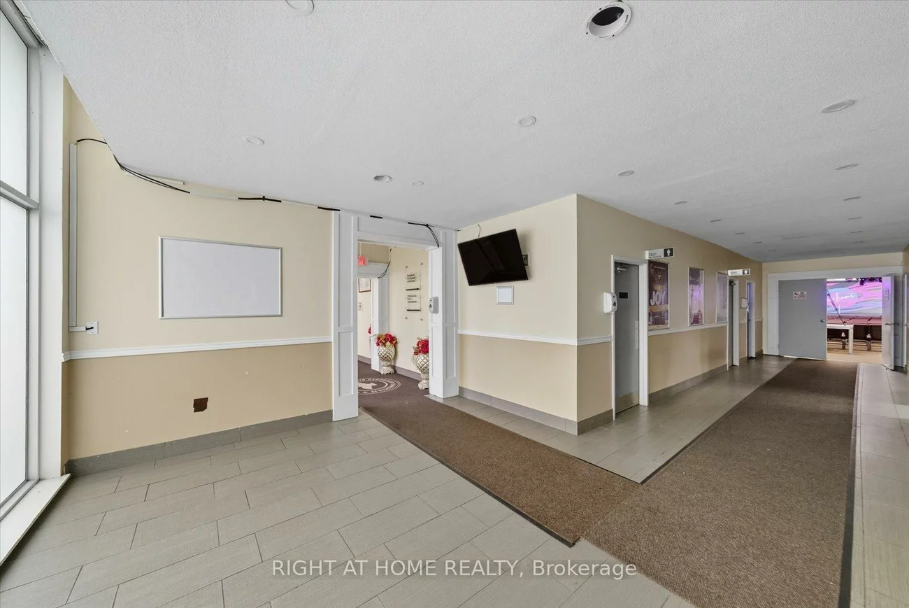 30-32, Progress, Dorset Park, Toronto