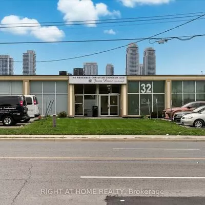 30-32, Progress, Dorset Park, Toronto