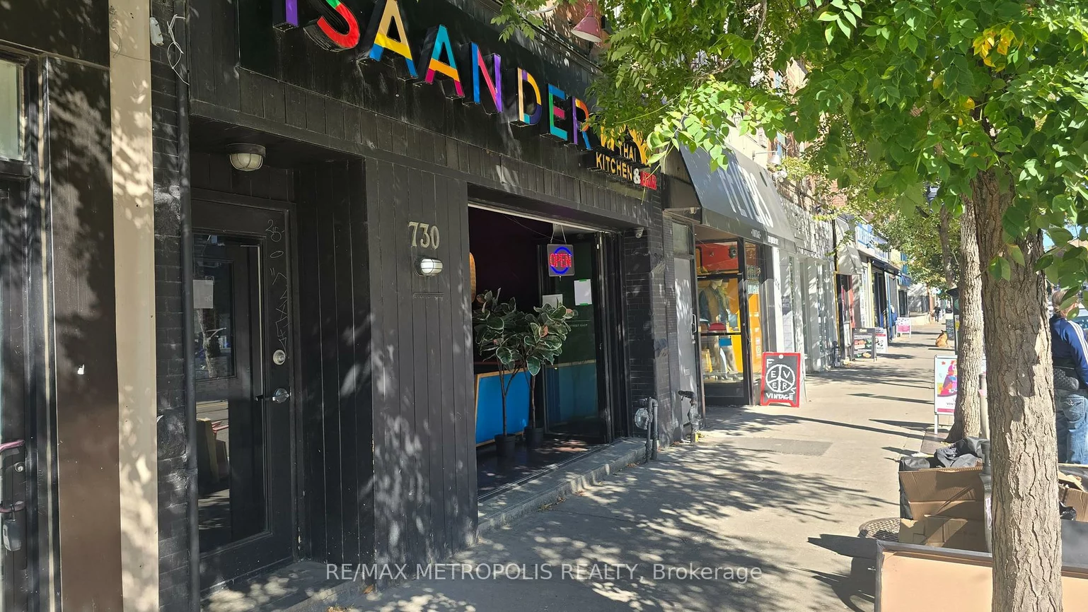 730, Queen, South Riverdale, Toronto